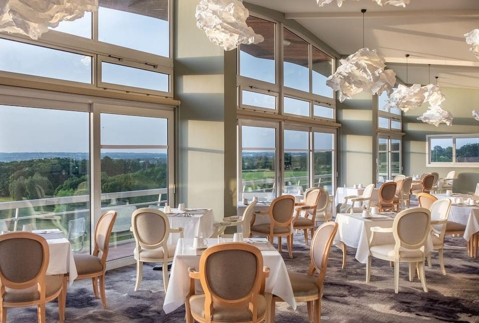 Hôtel Les Dryades Golf & Spa Hotel in Centre-Val de Loire