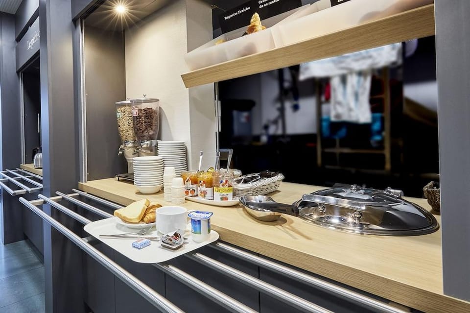 B&B HOTEL Avranches Baie du Mont Saint-Michel Hotel in Brittany