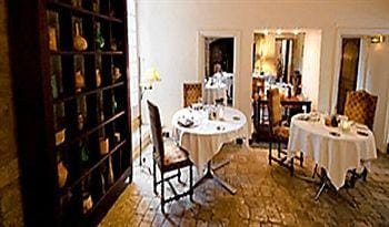 Château d Arpaillargues Hotel in Provence-Alpes-Côte d'Azur