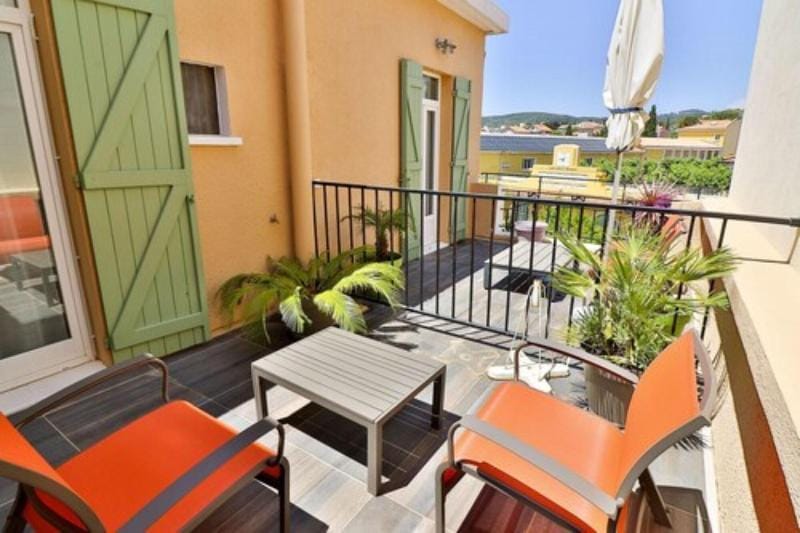 Hôtel Le Provençal Hotel in French Riviera