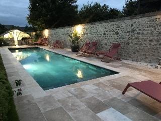 Le Clos Saint Nicolas Hotel in Île-de-France