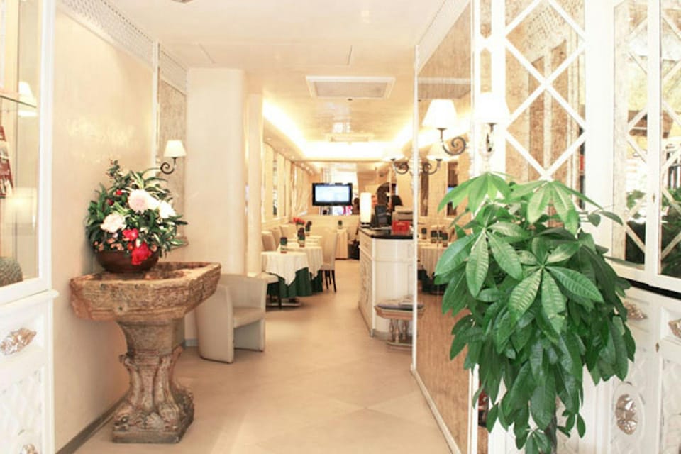 Hotel Valle Hotel in Rome