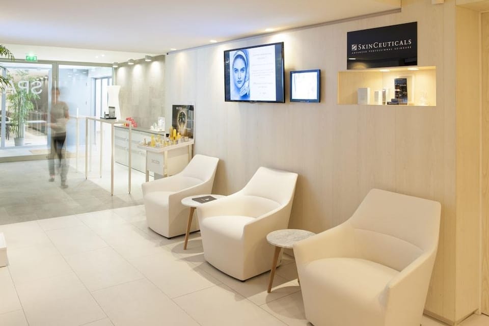 Hôtel b design & Spa Hotel in Arles