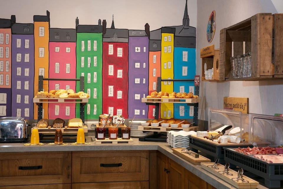 Hotel le Dauphin les Loges Hotel in Honfleur