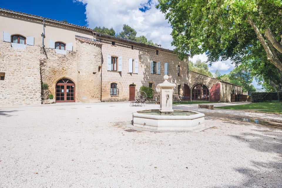 Le Relais du Grand Logis Cadarache ITER Hotel in French Riviera