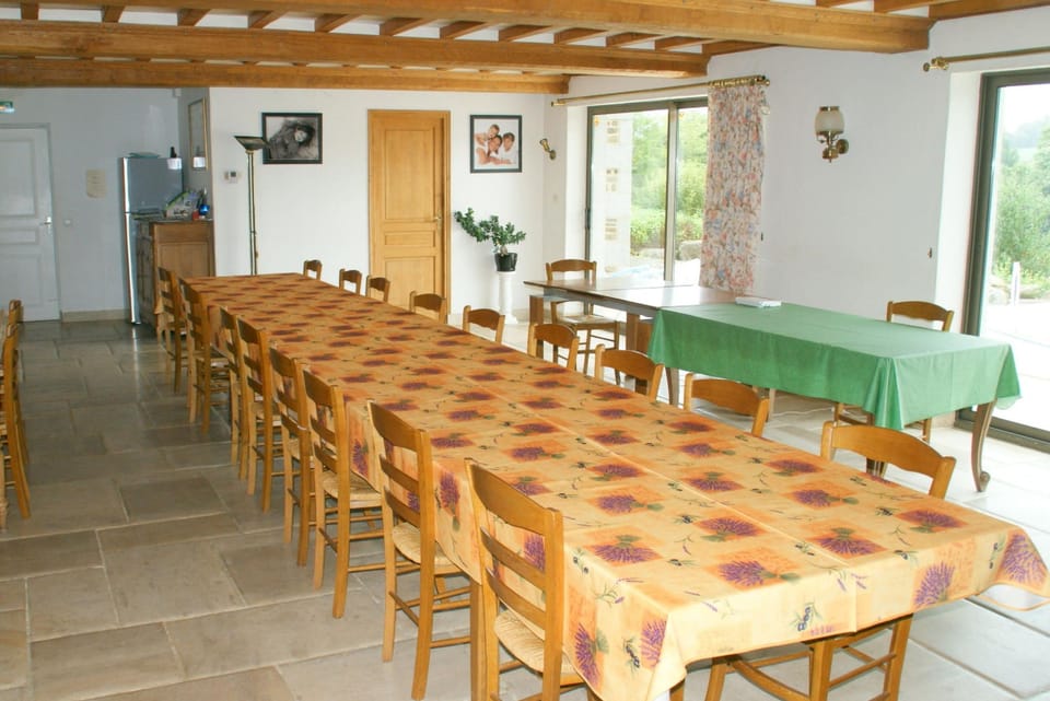 Le Relais Postal B&B Hotel in Brittany