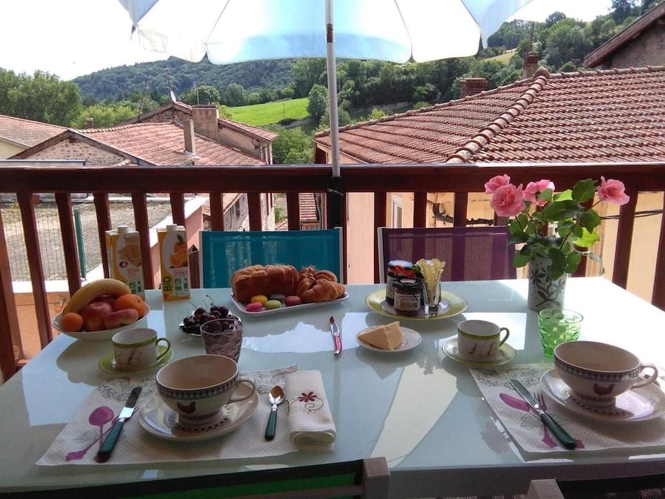 Chambre D hôtes les Myriades D Or Hotel in Auvergne-Rhône-Alpes