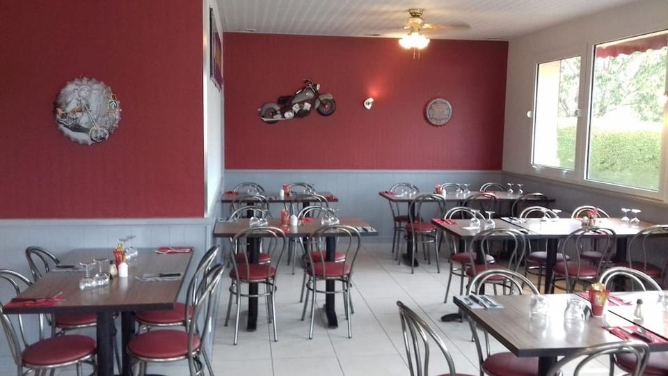 Hôtel Le Goas Plat Hotel in Paimpol