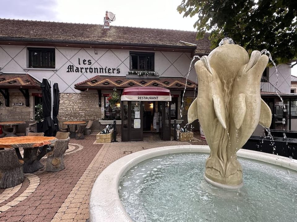 Les Marronniers d Arc Hotel in Bourgogne-Franche-Comté