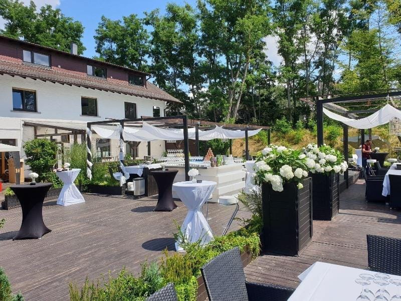 Zur Wolfschlucht Hotel in Rodgau