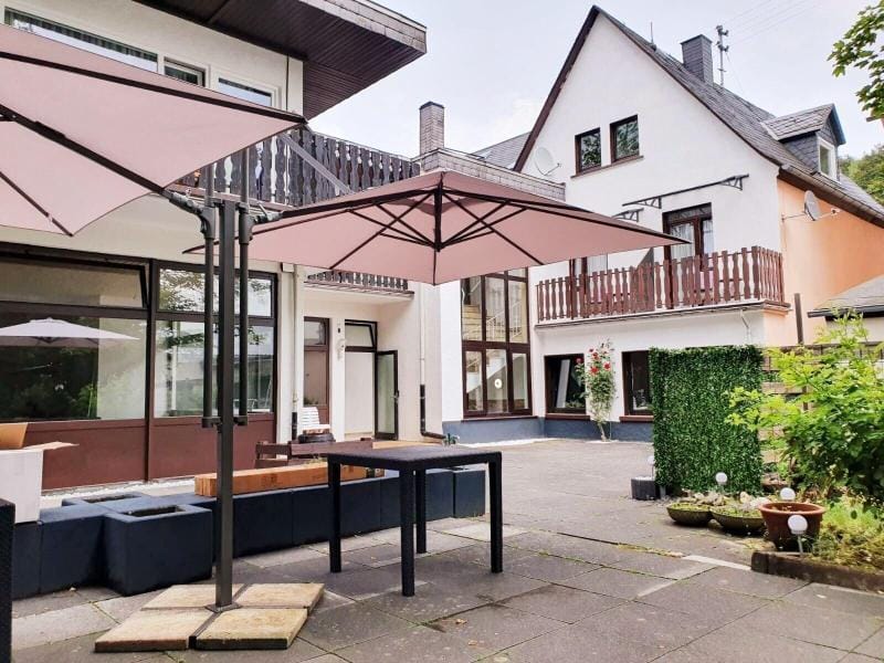 Pension Niederdreisbacher Hof Hotel in Rhineland-Palatinate