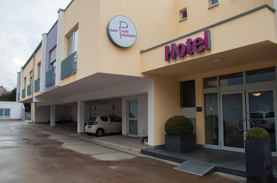Hotel Stadt Püttlingen Hotel in Saarbrücken