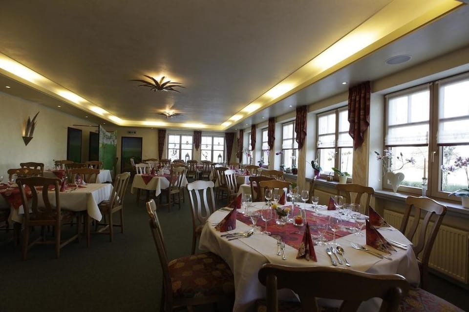 Hotel Restaurant Haus Waldesruh Hotel in Rhein-Hunsrück-Kreis