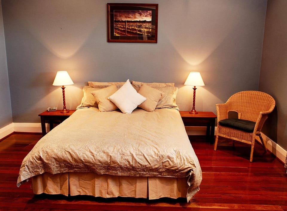 Vineyard Cottage at Upper Reach Winery Hotel in Henley Brook