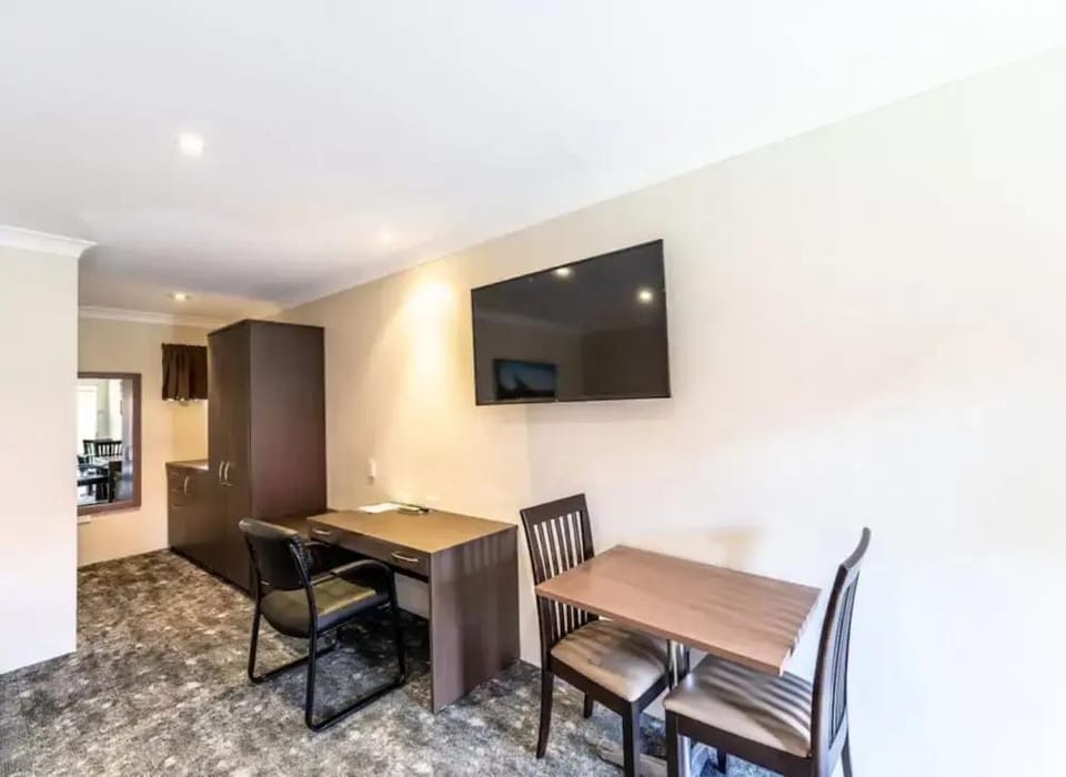 Parkes International Motor Inn Hotel in Parkes