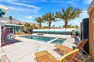 The Escape Island Hotel in Palm Springs