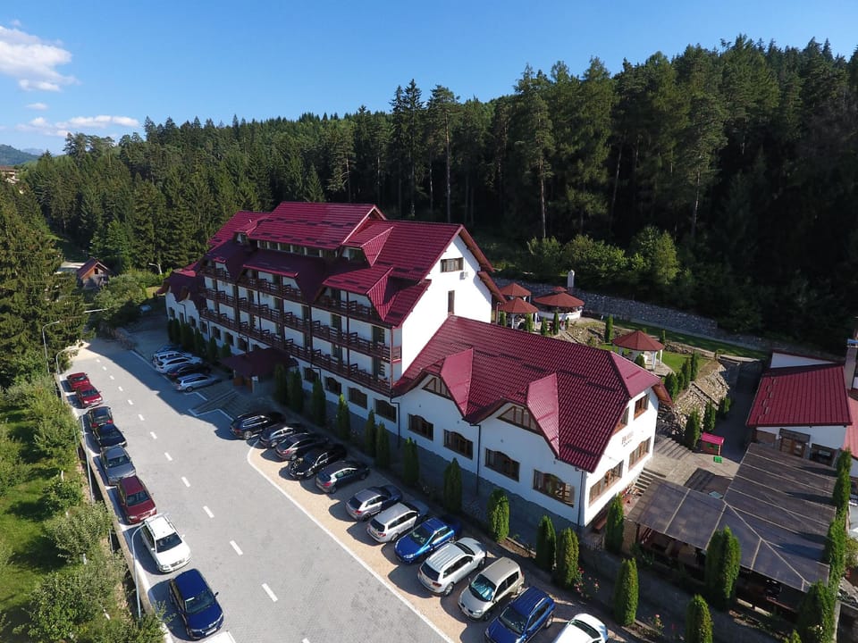 Hanul Muresenilor Hotel in Brașov County