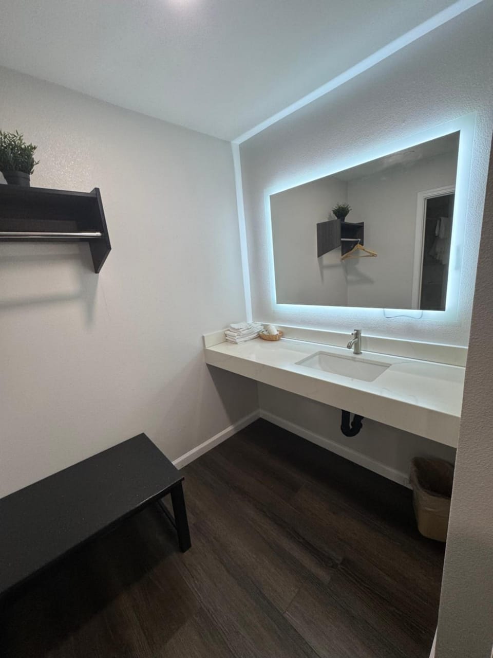 Deep Creek Motel in Arrowbear Lake