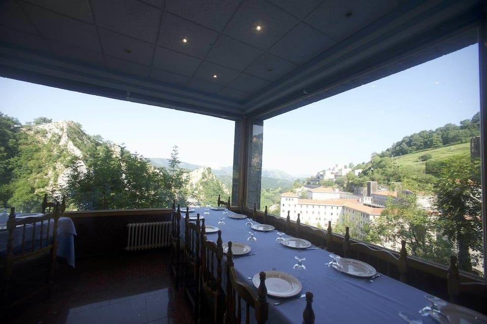 Hotel Sindika Hotel in Basque Country