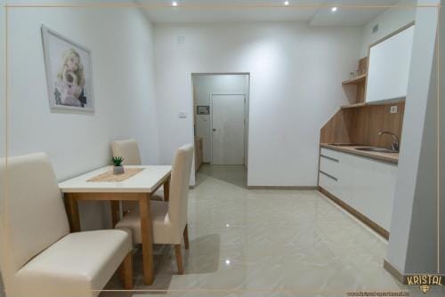 Kristal Apartmani - Banja Zdrelo Hotel in Serbia