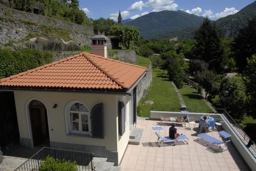 B&B Le Camelie Hotel in Domodossola