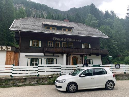 Alpengasthof Gutenbrunn Inn in Carinthia, Austria