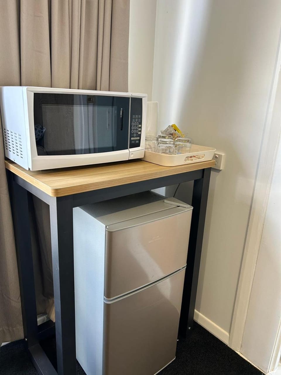 Holiday Room in Chartwell Hotel in Hamilton