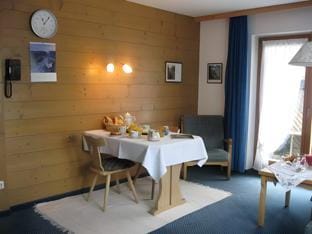 Ferienapartmenthaus Hubertushof Hotel in Mittenwald