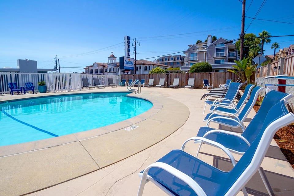 Edgewater Beach Inn Inn in Santa Cruz