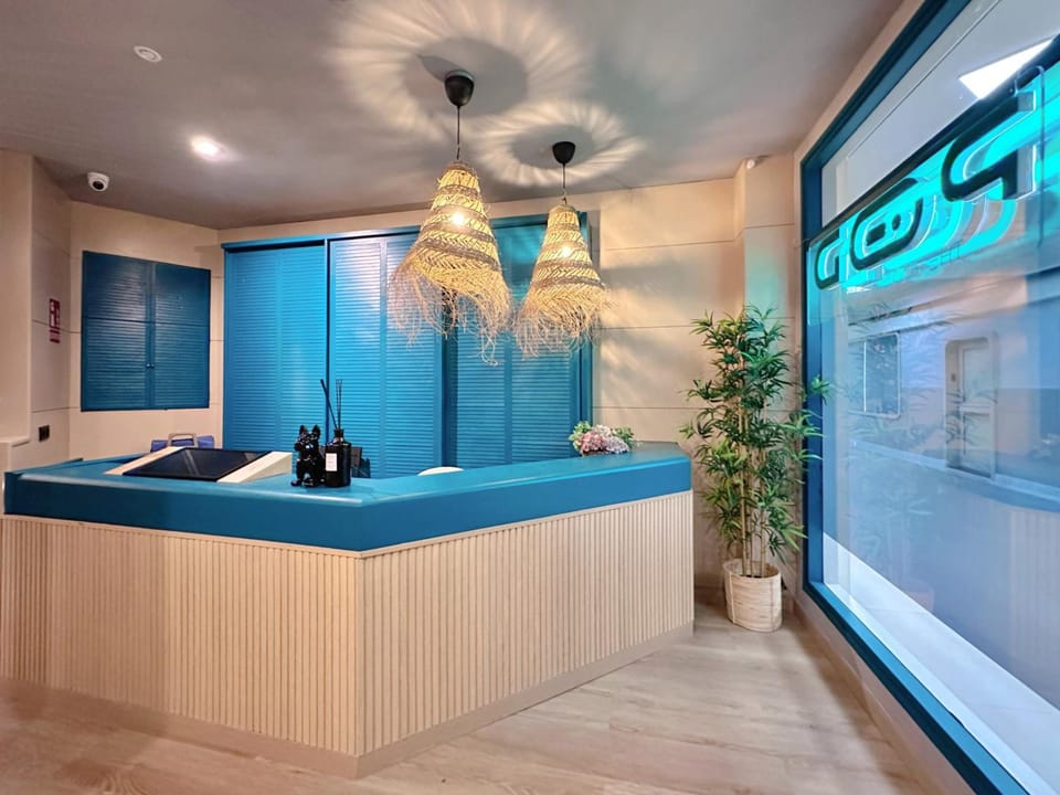 The POD Suite Hostel Blasco Hostel in Valencia