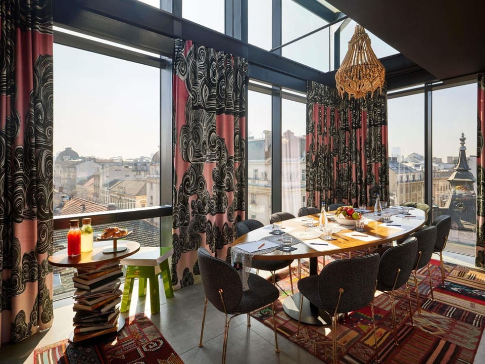 Meeting room / ballrooms