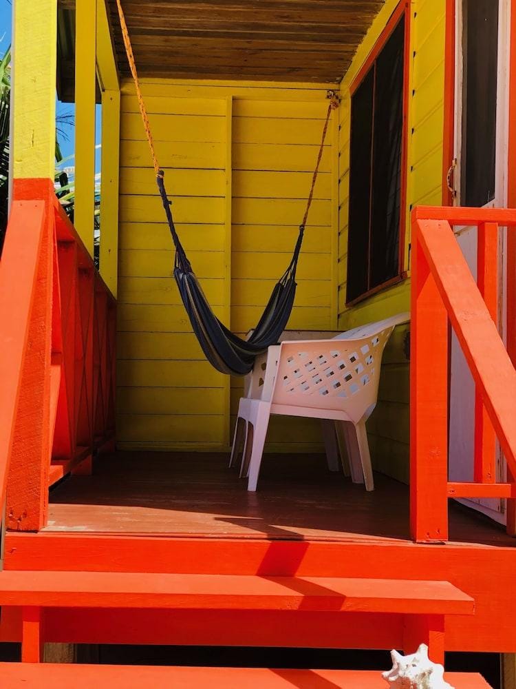 Julia´s Cabanas Hotel in Placencia