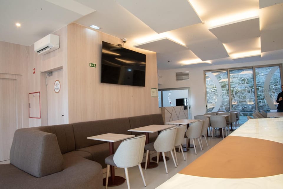 Bar/lounge