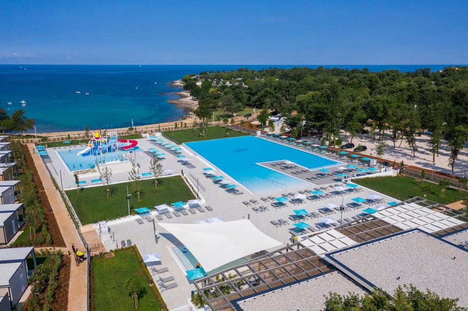Mobile Homes Park Umag Apartment hotel in Istria County