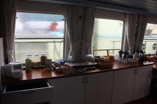 Hotelschip Gandalf Hotel in Amsterdam