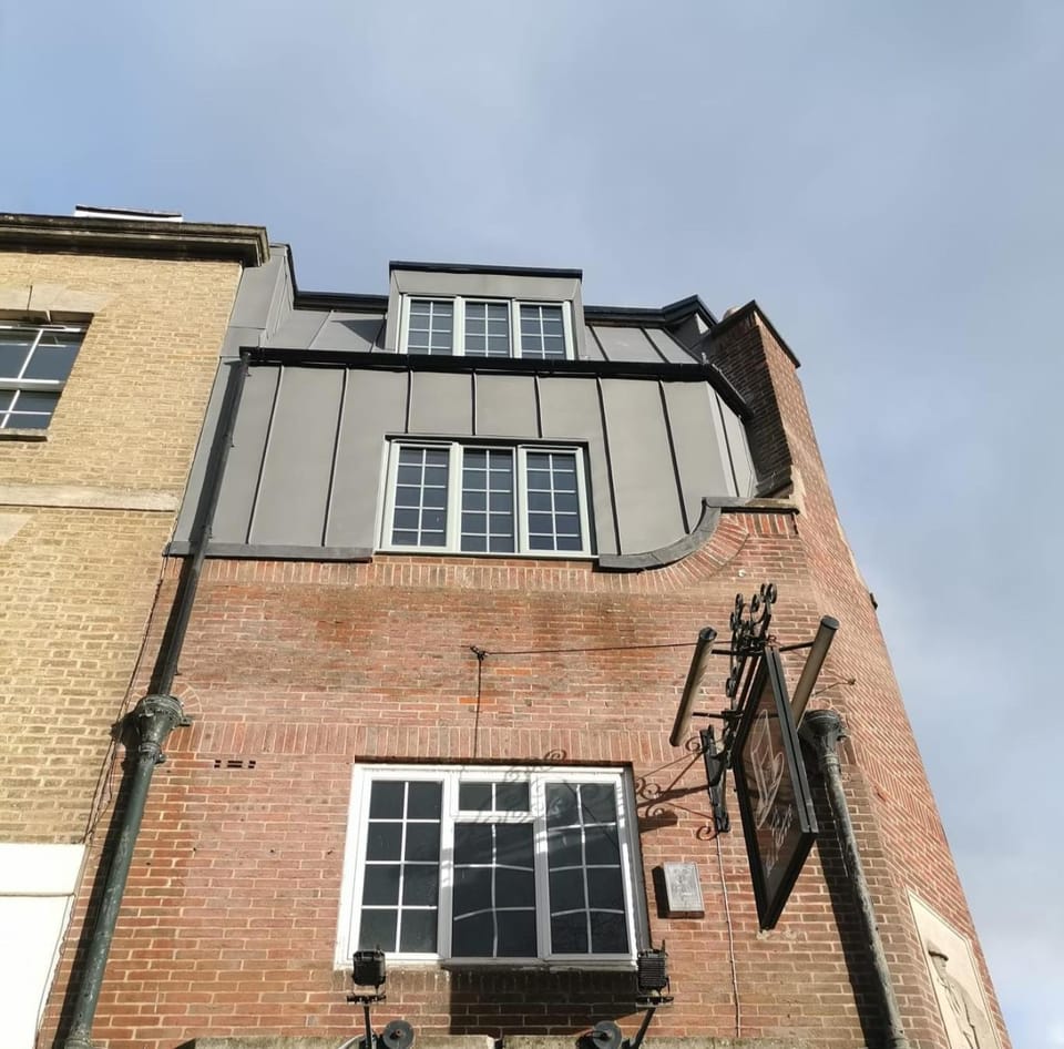 The Mad Hatter's Guestrooms Hotel in Oxford
