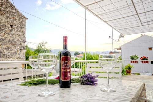 Guesthouse Wish Hotel in Stari Grad