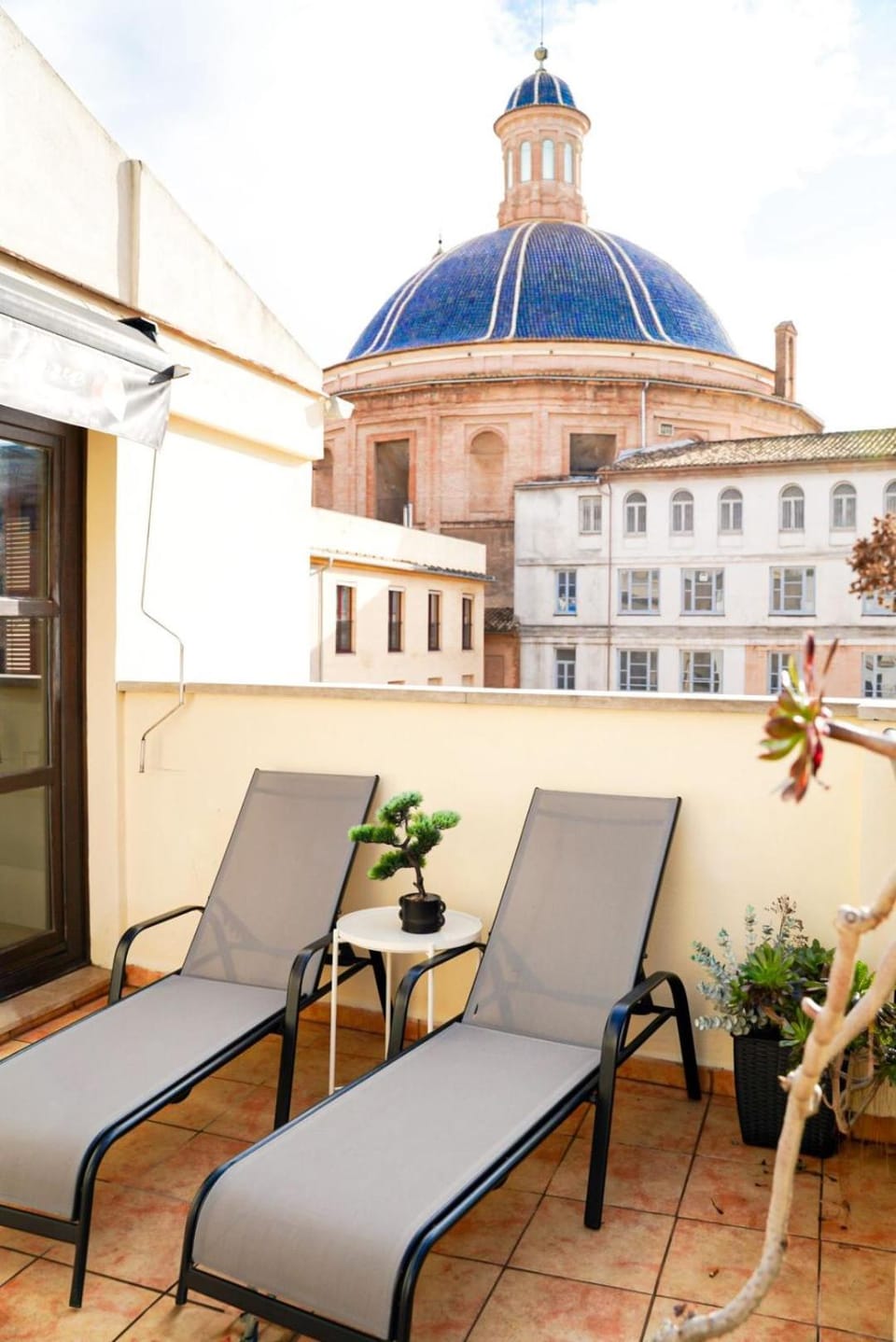 Happy Apartments Valencia Hotel in Valencia