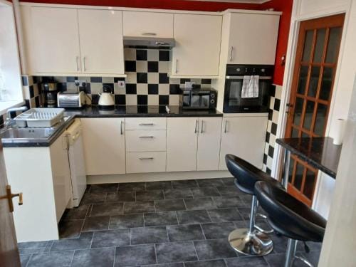 Double rooms available, near Safari Park & Hospital Hotel in Bewdley