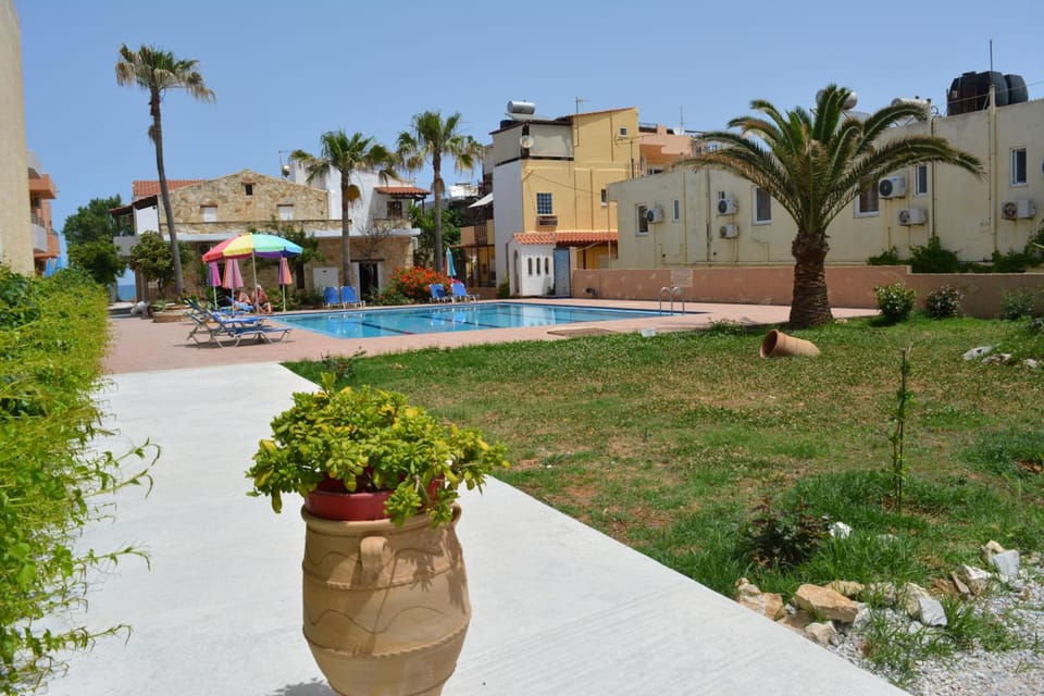 Villa Giorgos Apartment hotel in Platanias