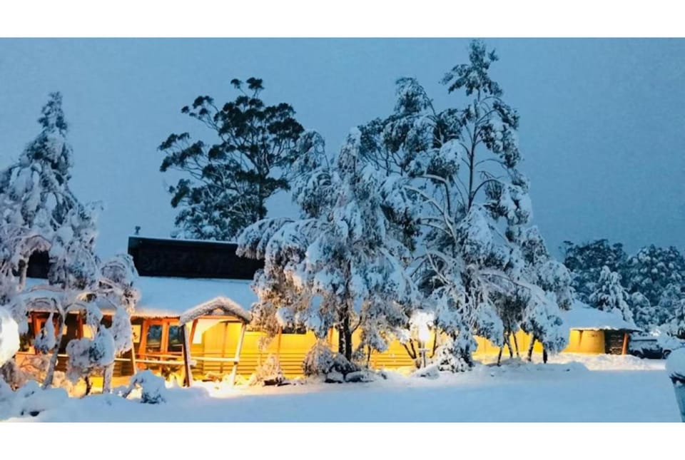 Discovery Resorts – Cradle Mountain Hotel in Cradle Mountain