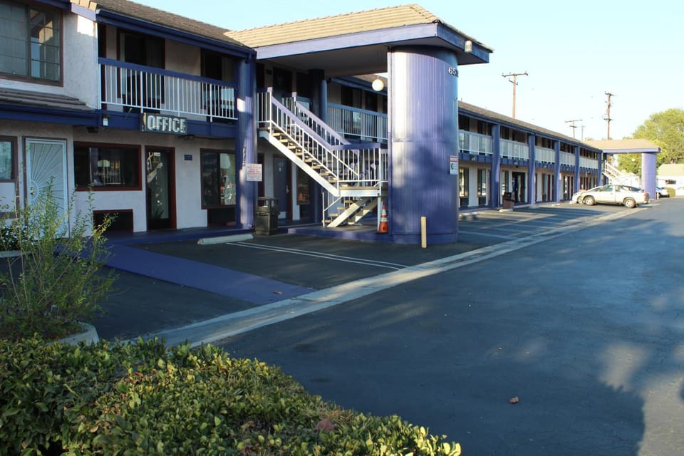 Travelodge by Wyndham Buena Park Hotel in Buena Park