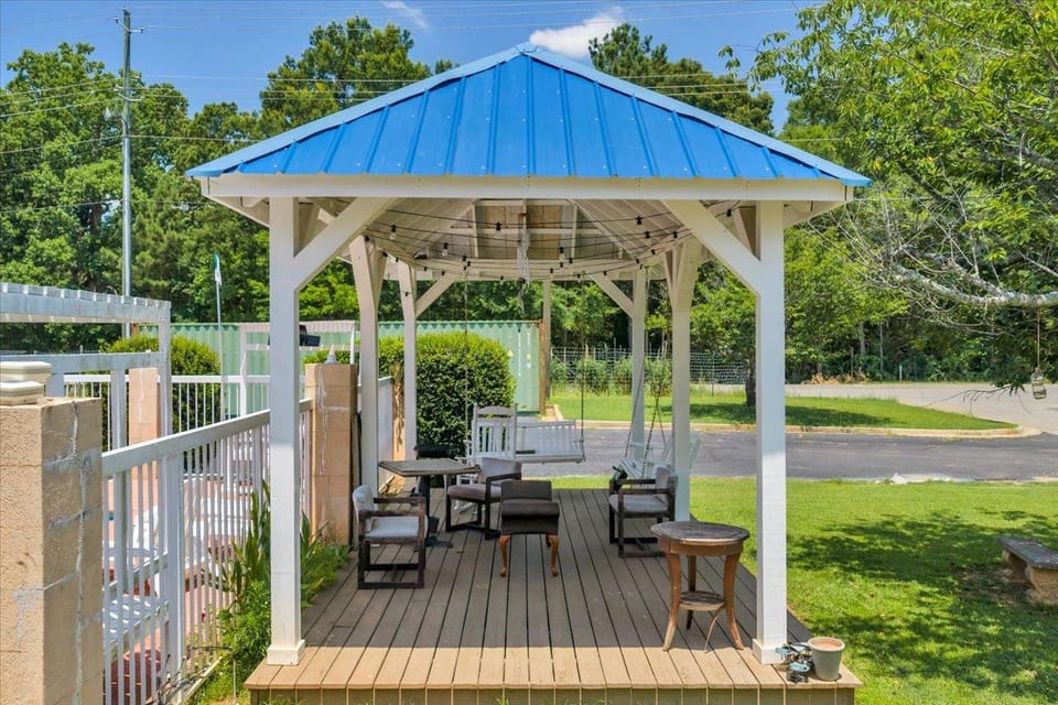 Gray Inn and Suites Motel in Georgia