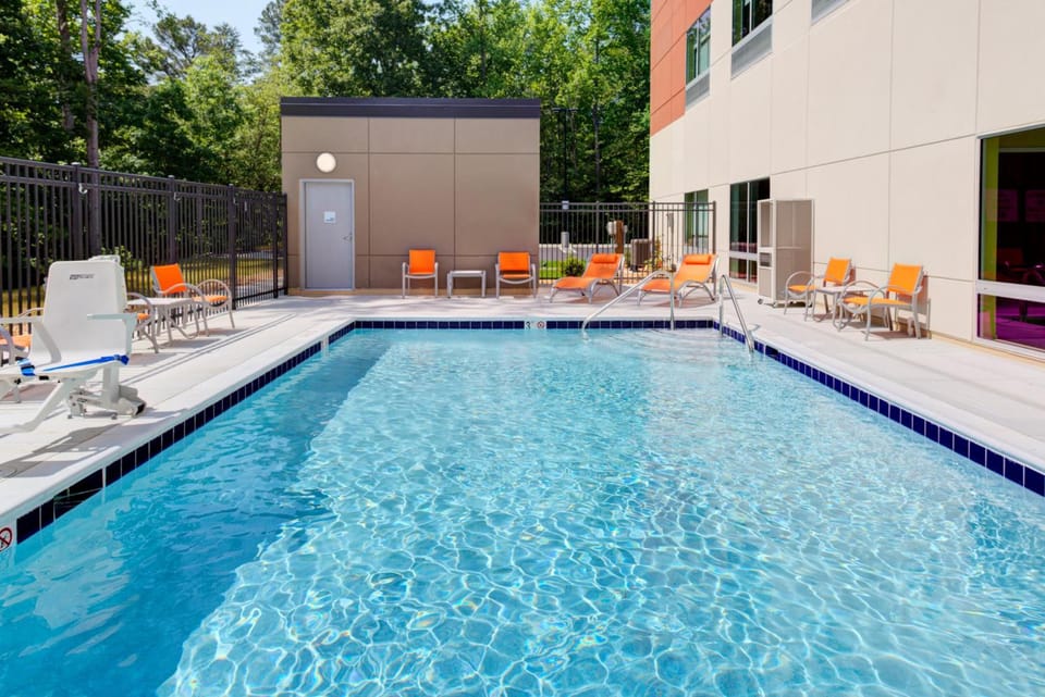 Holiday Inn Express & Suites - King George - Dahlgren By IHG Hotel in Dahlgren