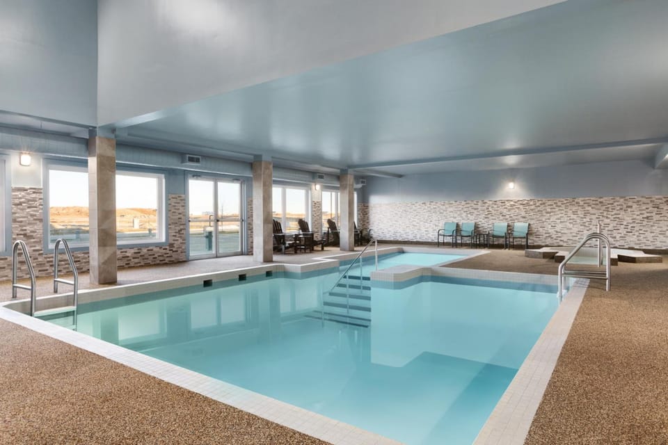 Days Inn by Wyndham Calgary North Balzac Hotel in Calgary