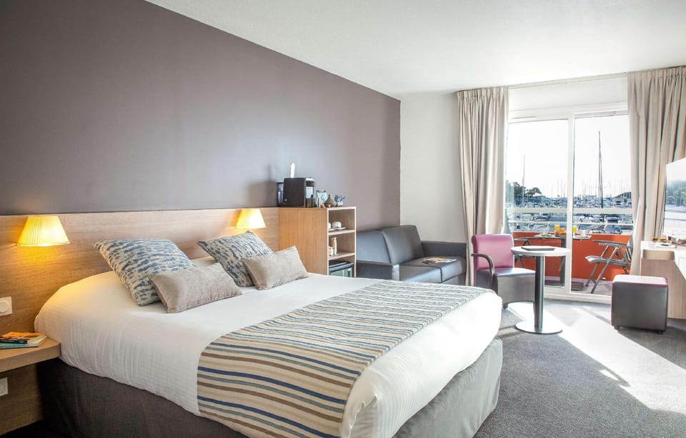 Suite room