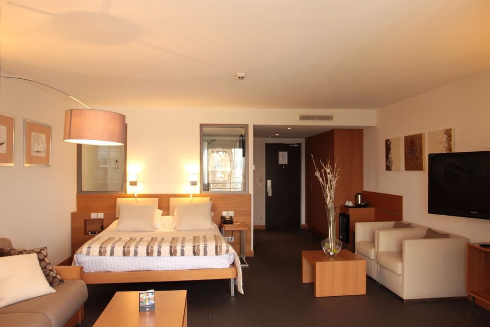 Suite room