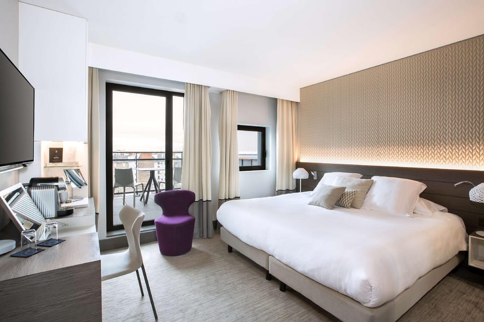 Suite room