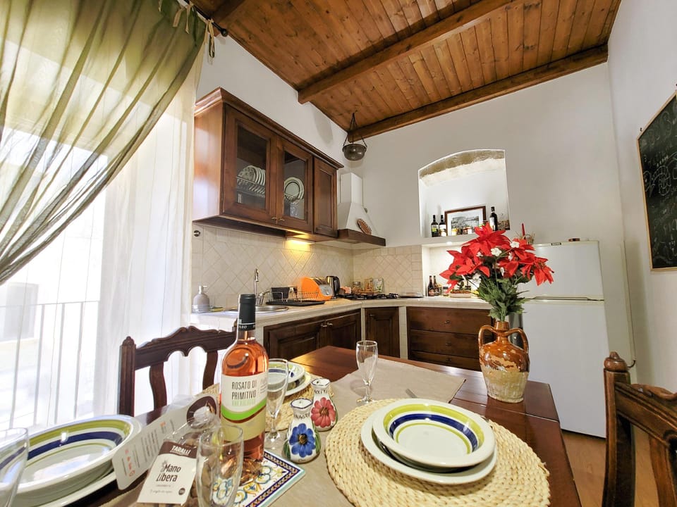 Tatiana - Historic House Hotel in Bari