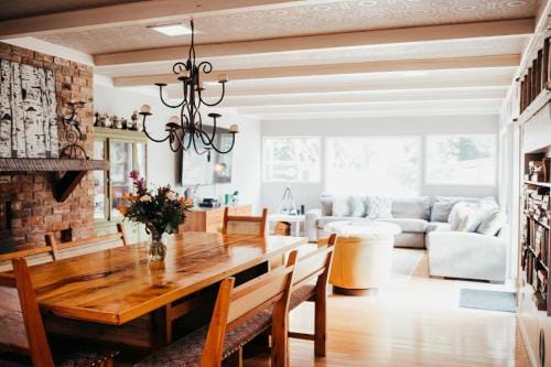 Taylor Creek Lodge Hotel in Gold Beach